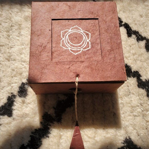 Tibetan Singing Bowl w/ Boho Box - Picture 4 of 5